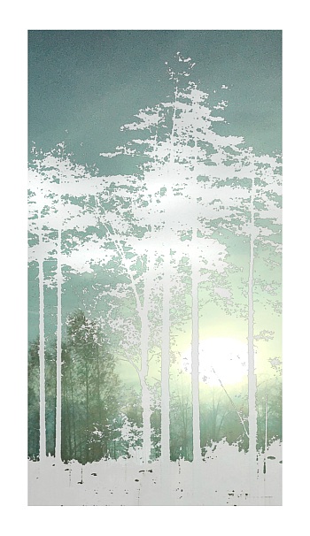 Vaaleasävyinen taideteos, jossa auringonvalo siivilöityy metsämaiseman puiden välistä.